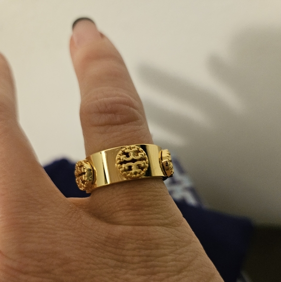 Tory Burch Jewelry - Gold ring size 7 by Tory Burch